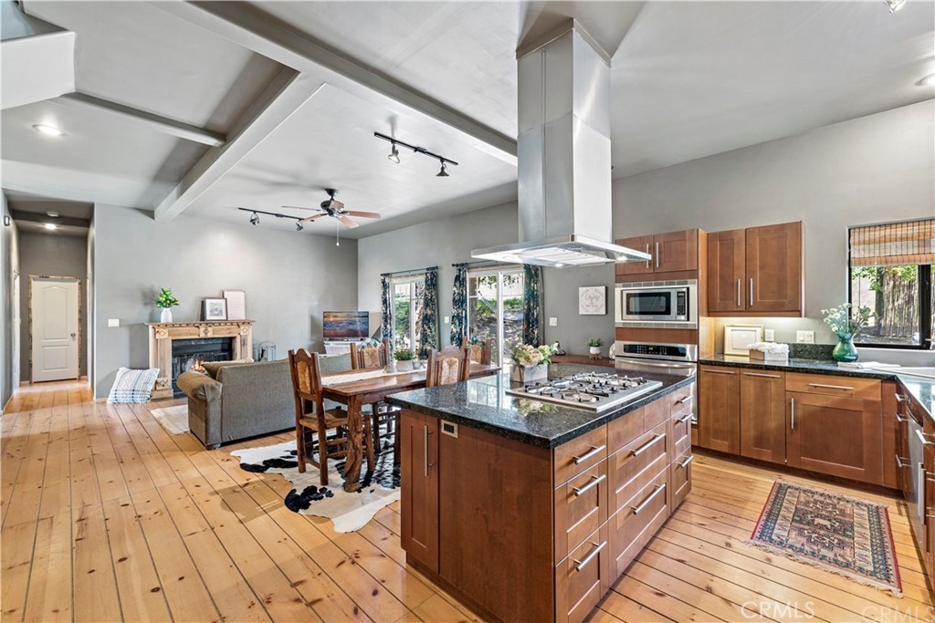 10950 Fox Springs Road Fallbrook, CA 92028 - Photo 6 of 23