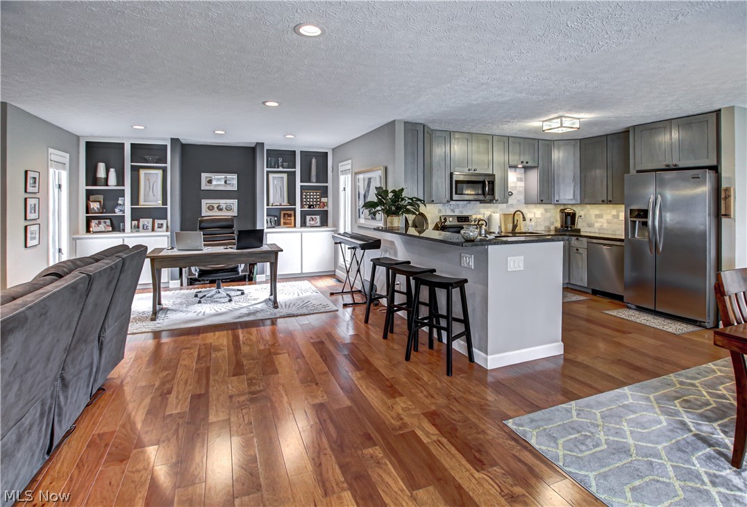 10743 Waterfall Road Strongsville, OH 44149 - Photo 10 of 31 Gallery Image 10
