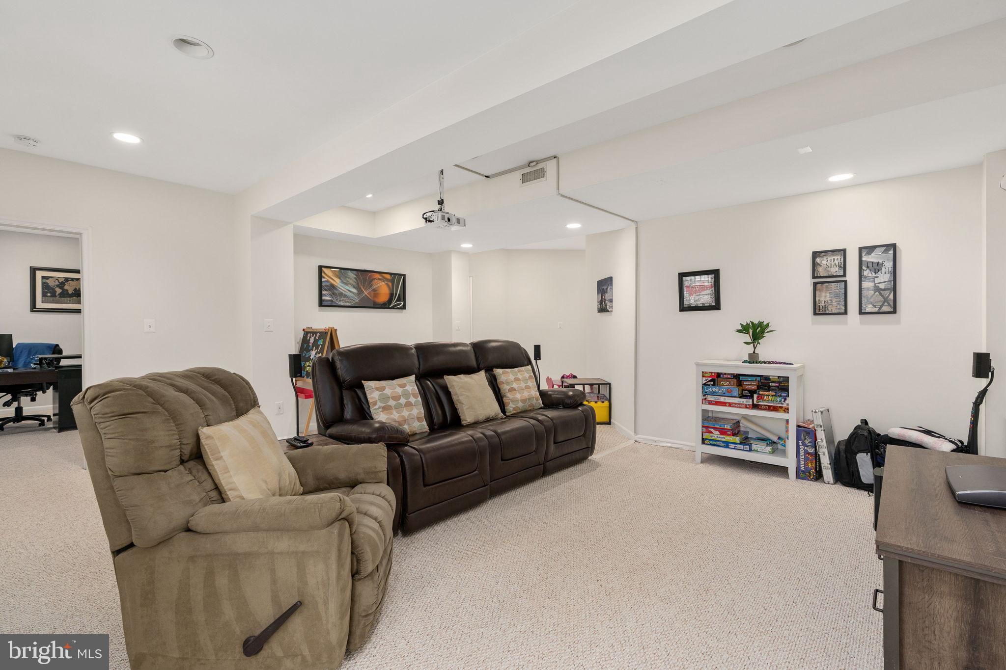 2636 Cast Off Loop Woodbridge, VA 22191 - Photo 23 of 42 Gallery Image 23