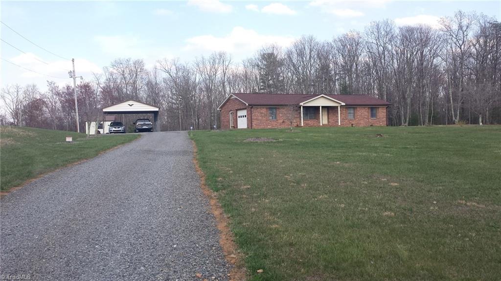 1174 Slate Mountain Road Mount Airy, NC 27030 - Photo 2 of 19 Gallery Image 2