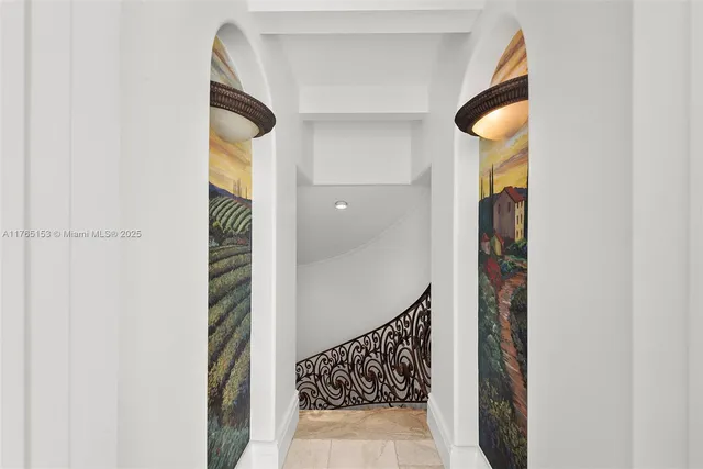 $8,995,000 | 3201 Northeast 27th Avenue, Lighthouse Point, FL 33064