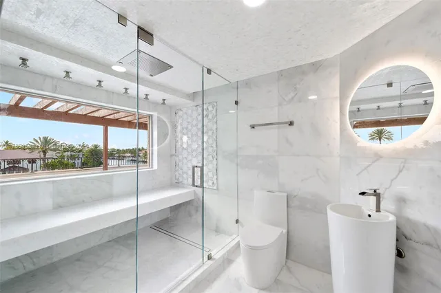 $8,995,000 | 3201 Northeast 27th Avenue, Lighthouse Point, FL 33064