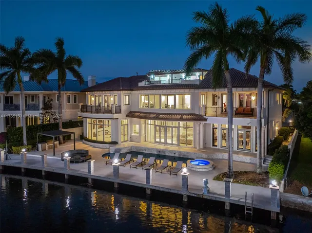 $8,995,000 | 3201 Northeast 27th Avenue, Lighthouse Point, FL 33064