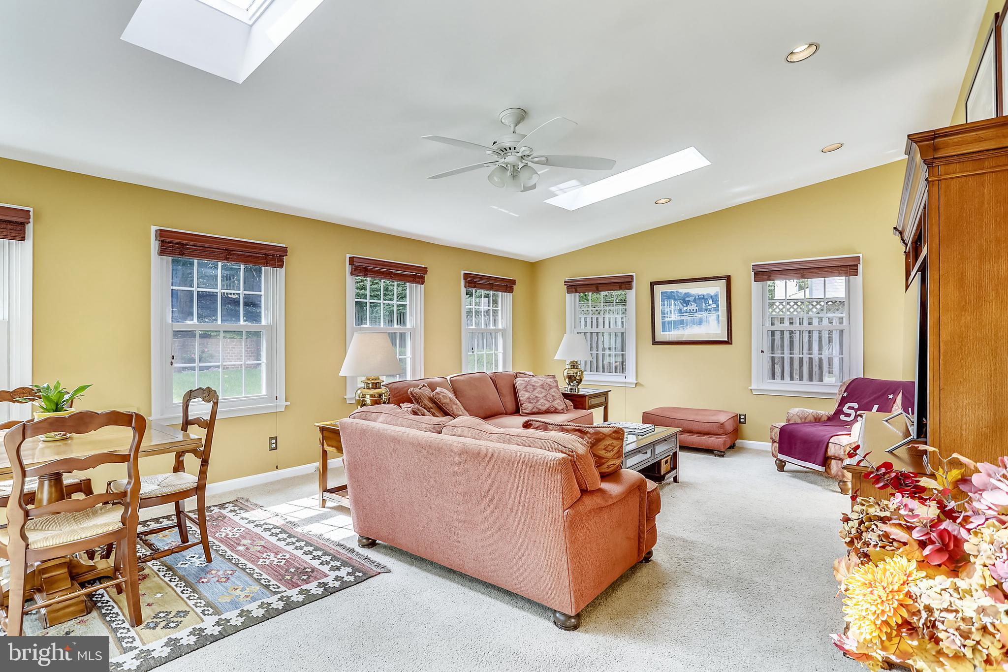 5016 Sangamore Road Bethesda, MD 20816 - Photo 14 of 31 Family room