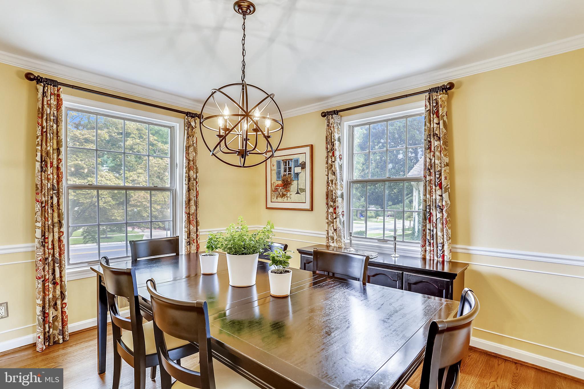 5016 Sangamore Road Bethesda, MD 20816 - Photo 7 of 31 Dining room
