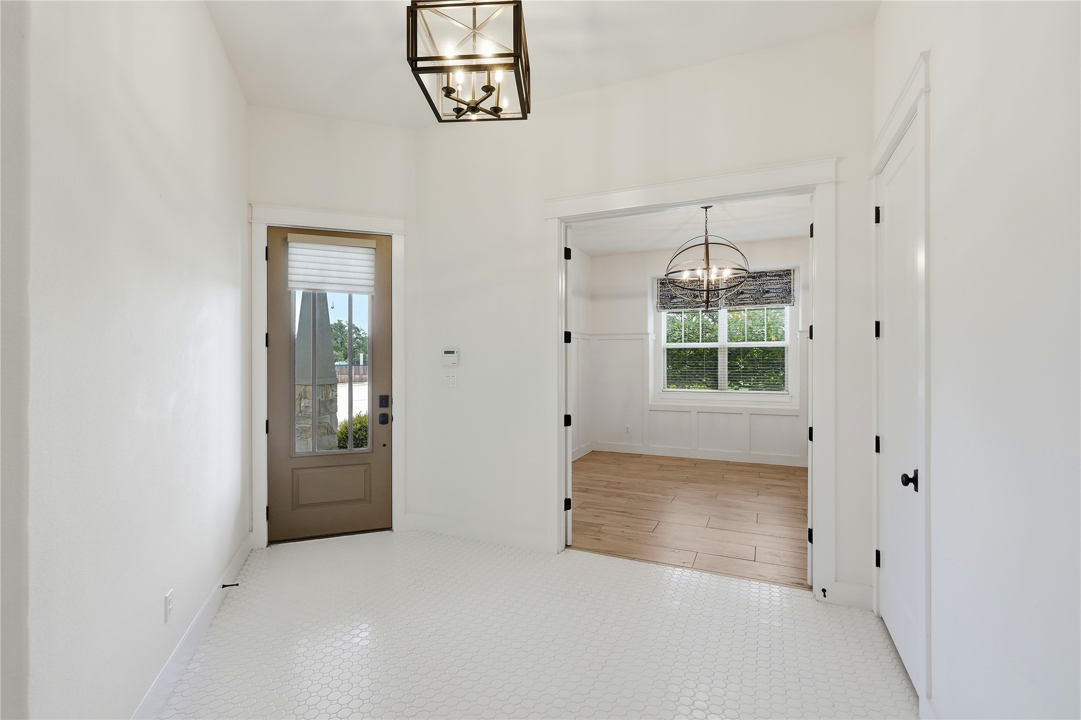 70 Santa Maria Street Georgetown, TX 78628 - Photo 15 of 35