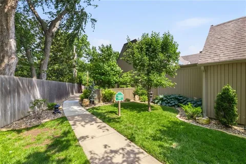 $350,000 | 10115 Lowell Avenue, Overland Park, KS 66212