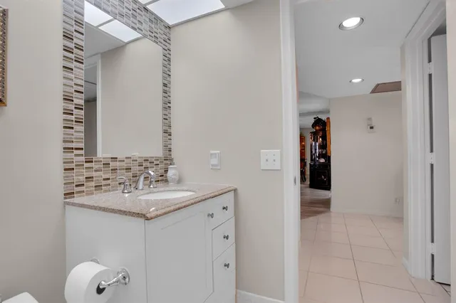 $235,000 | 1603 Abaco Drive, Unit D4, Coconut Creek, FL 33066