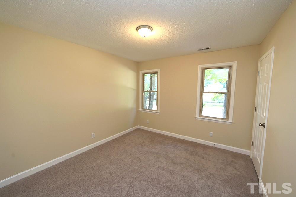 3425 Freeman Road Durham, NC 27703 - Photo 10 of 13