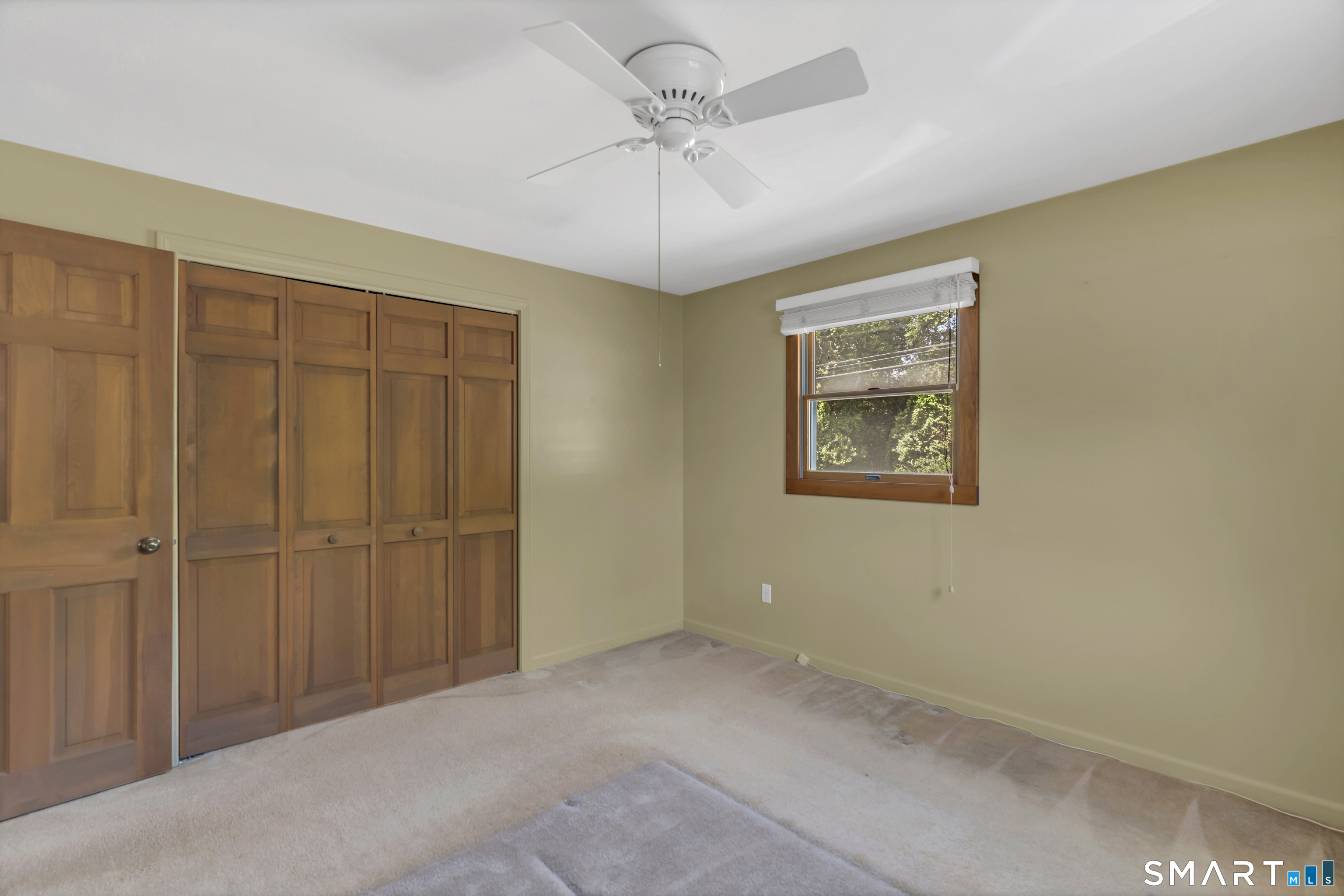 8 Chapel Hill Road Montville, CT 06370 - Photo 11 of 40