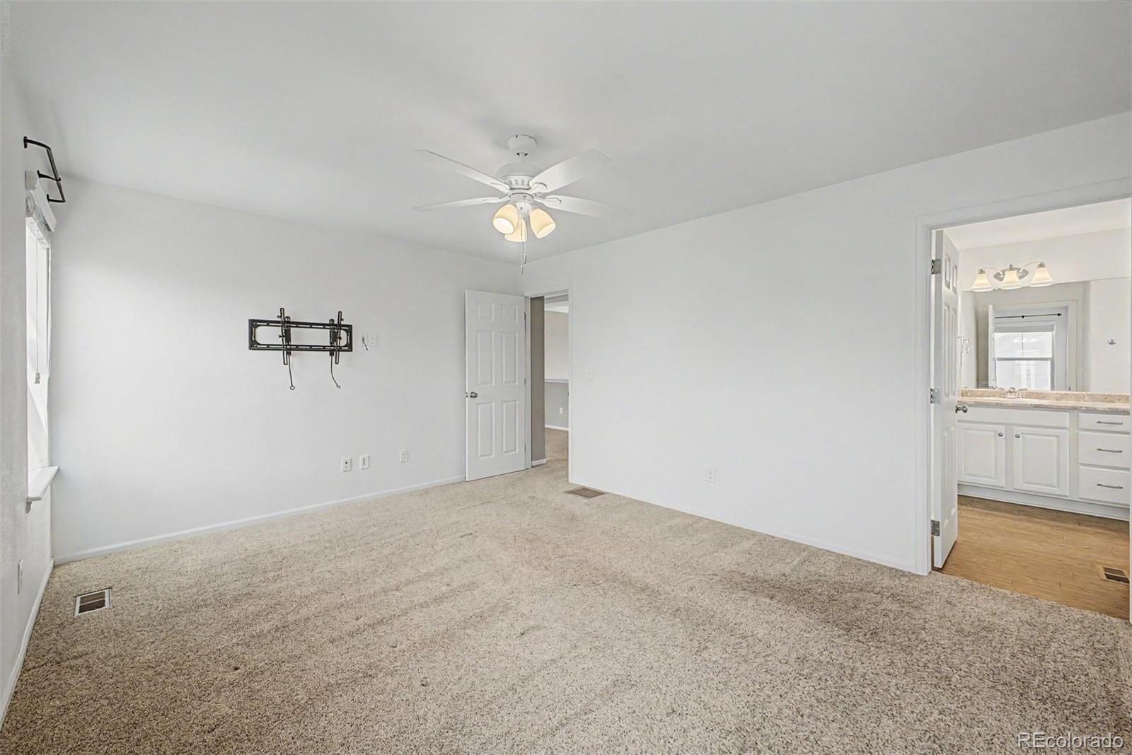 10537 Racine Way Commerce City, CO 80022 - Photo 18 of 41 Gallery Image 18