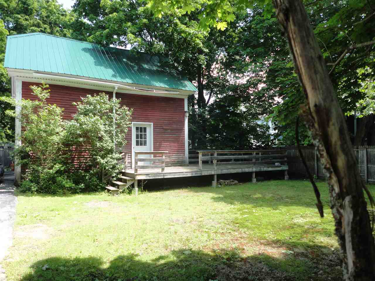 26-28 Academy Street Rochester, NH 03867 - Photo 6 of 24
