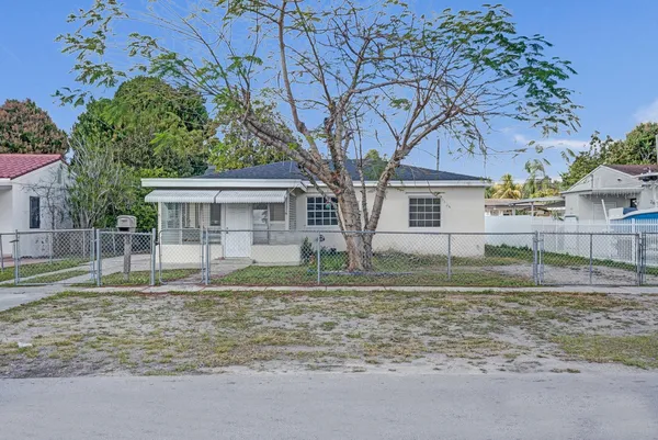 $479,000 | 251 East 57th Street, Hialeah, FL 33013