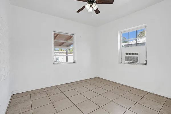$479,000 | 251 East 57th Street, Hialeah, FL 33013