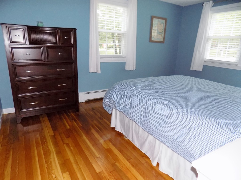 54 Colonial Road Medfield, MA 02052 - Photo 16 of 28 Gallery Image 16
