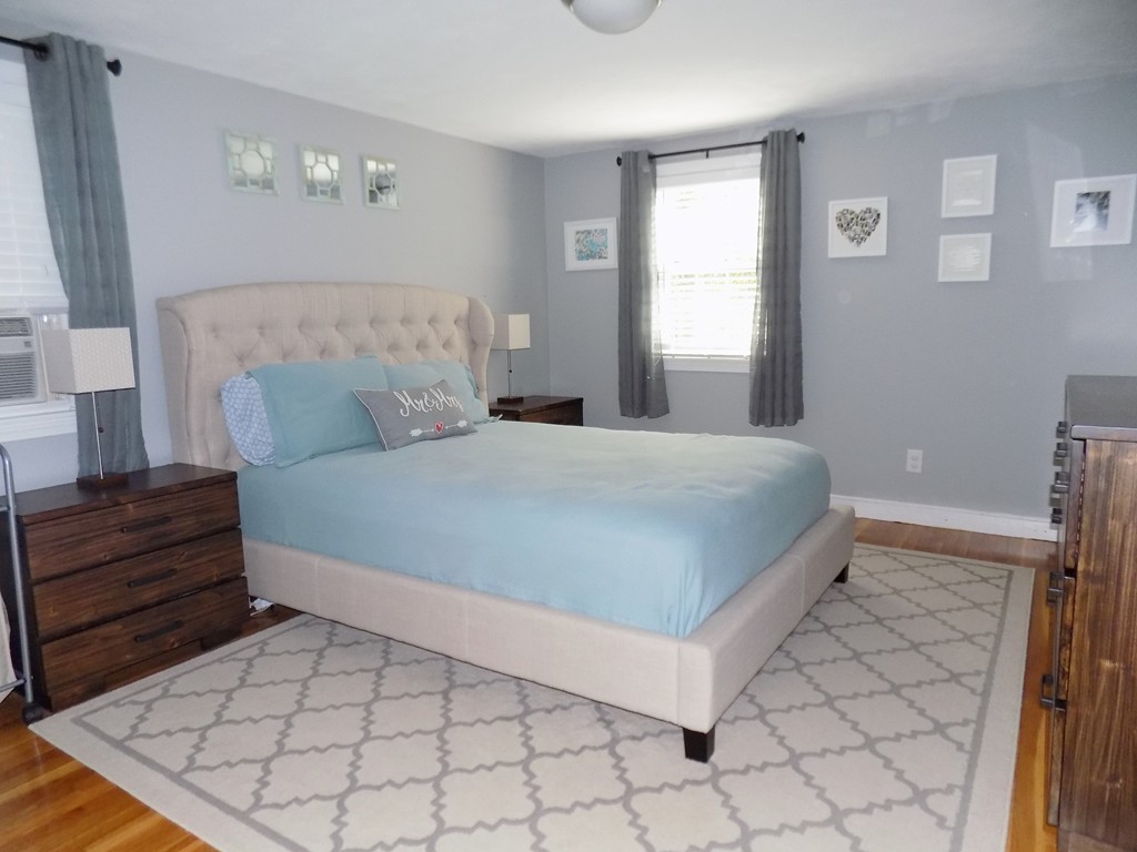 54 Colonial Road Medfield, MA 02052 - Photo 18 of 28 Gallery Image 18