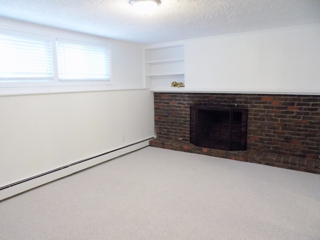 54 Colonial Road Medfield, MA 02052 - Photo 21 of 28 Gallery Image 21