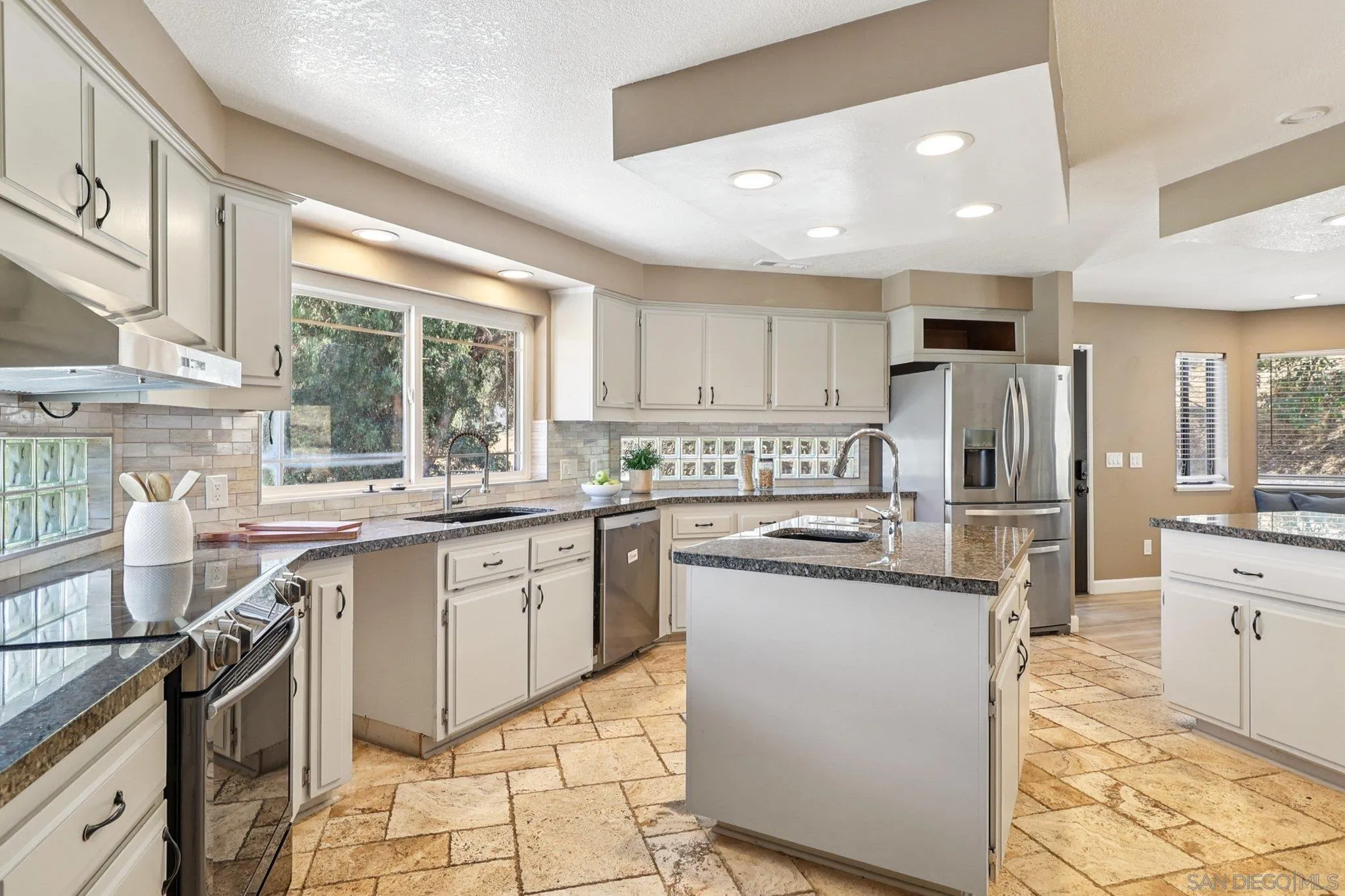 11810 Hi Ridge Road Lakeside, CA 92040 - Photo 19 of 71