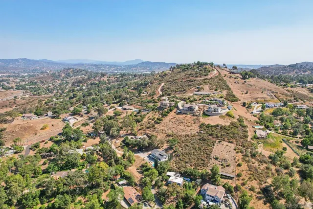 $1,329,000 | 11810 Hi Ridge Road, Lakeside, CA 92040