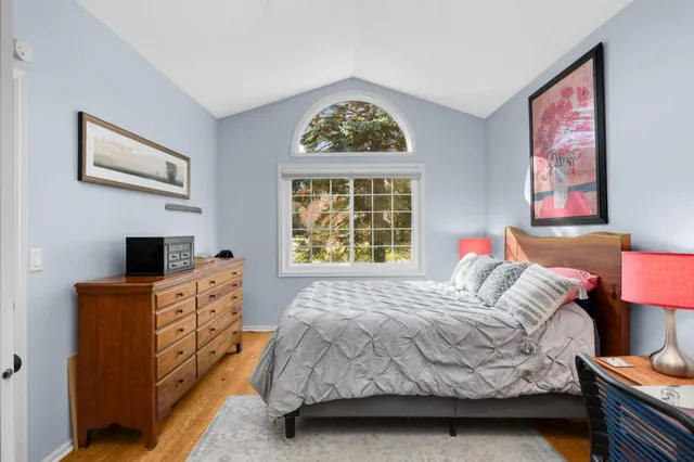 $364,900 | 523 Lovell Avenue West, Roseville, MN 55113