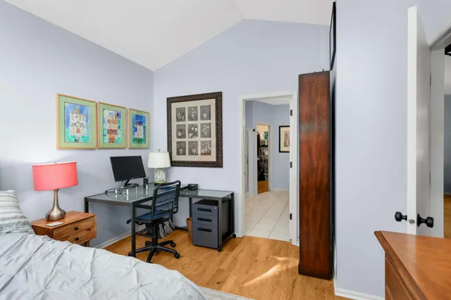 $364,900 | 523 Lovell Avenue West, Roseville, MN 55113