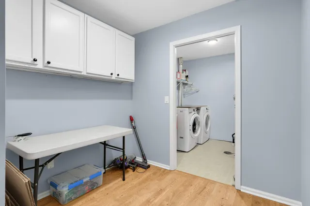 $364,900 | 523 Lovell Avenue West, Roseville, MN 55113