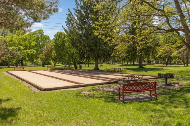 $364,900 | 523 Lovell Avenue West, Roseville, MN 55113