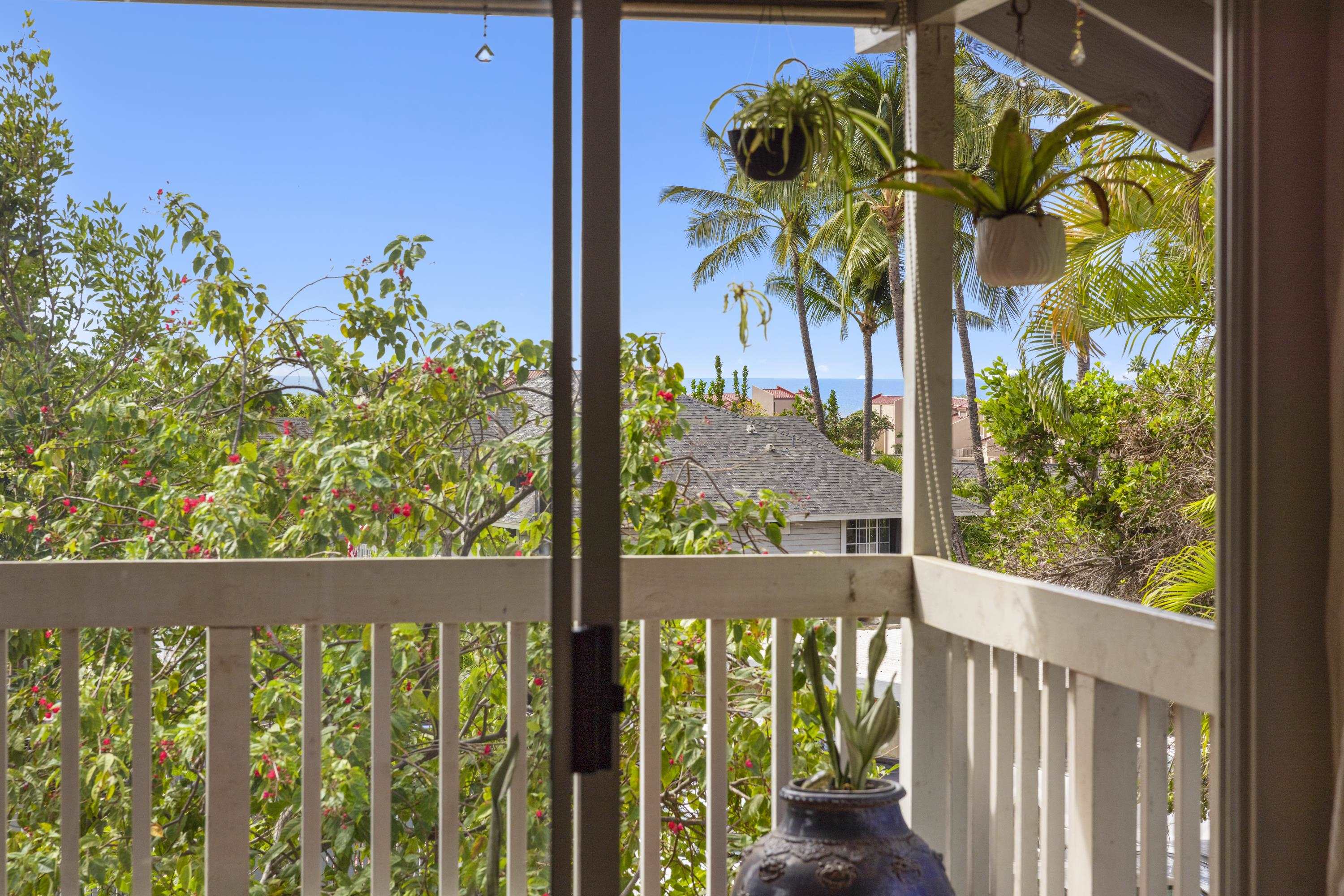 160 Keonekai Road, Unit 22201 Kihei, HI 96753 - Photo 19 of 37 a view of a garden from a balcony