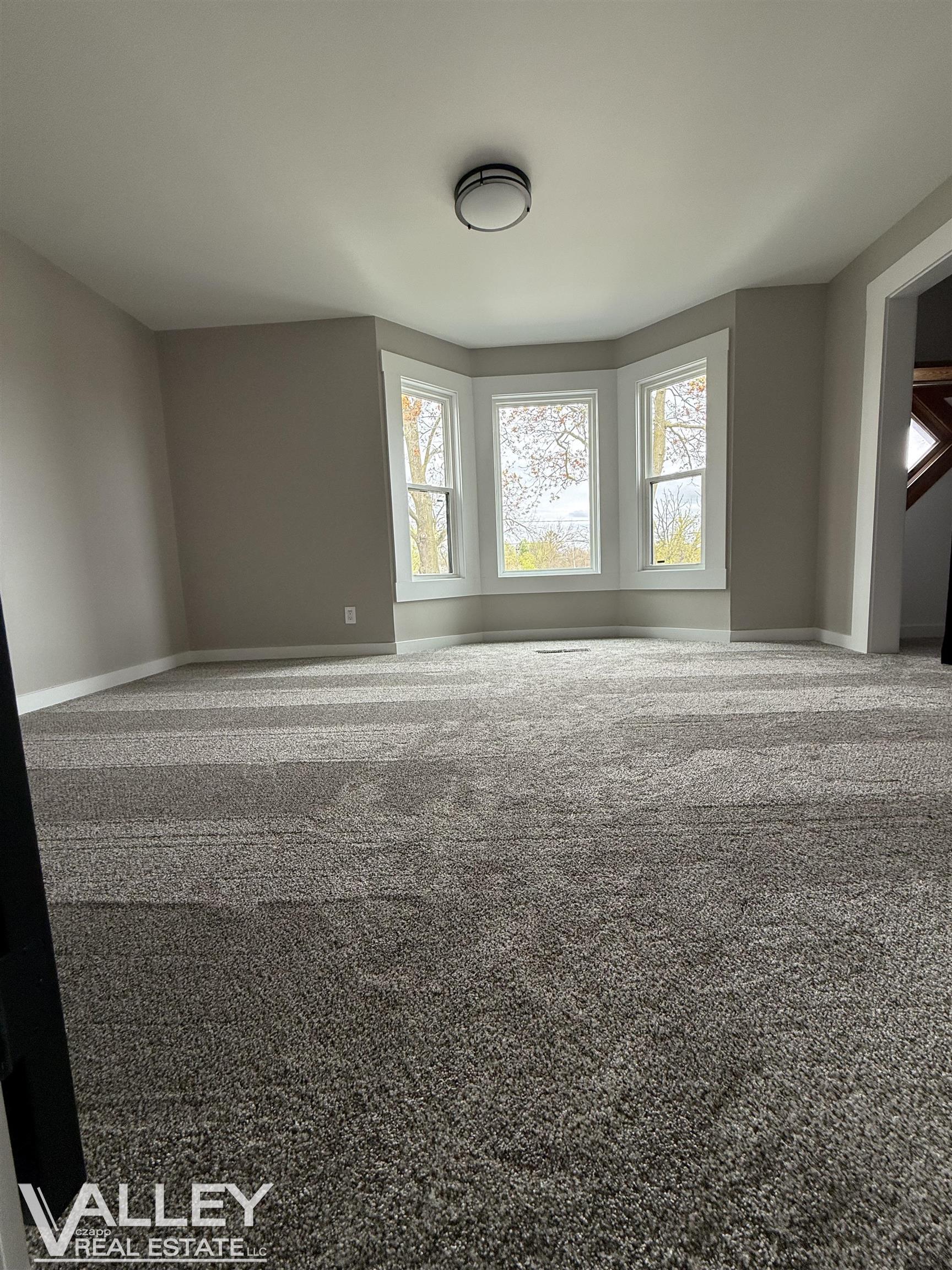 175 West Washington Road Freeland, MI 48623 - Photo 24 of 65