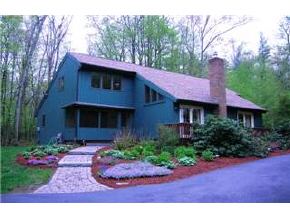 232 Amherst Road Merrimack, NH 03054 - Photo 1 of 9 Gallery Image 1