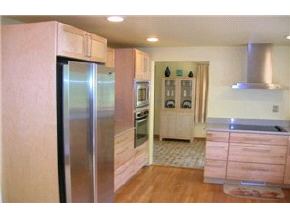 232 Amherst Road Merrimack, NH 03054 - Photo 3 of 9 Gallery Image 3