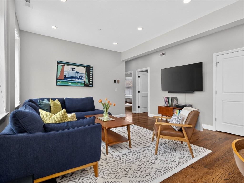 3 Roslin Street, Unit 2 Boston, MA 02124 - Photo 2 of 18