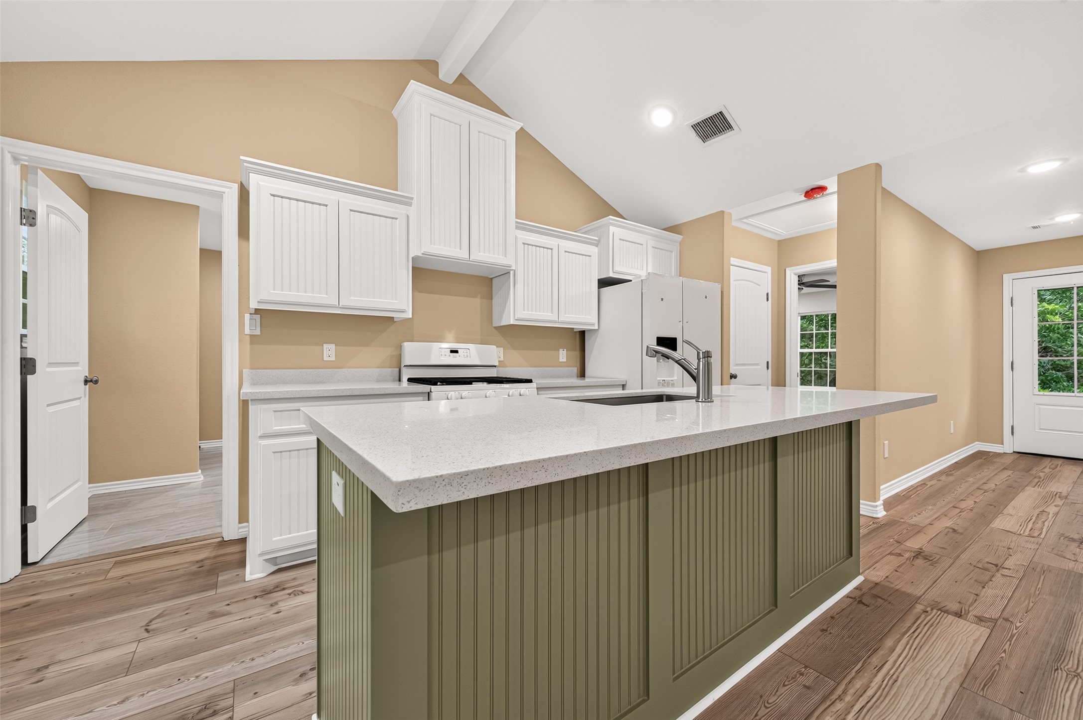 14720 Padre Court Road Needville, TX 77461 - Photo 15 of 50 Gallery Image 15