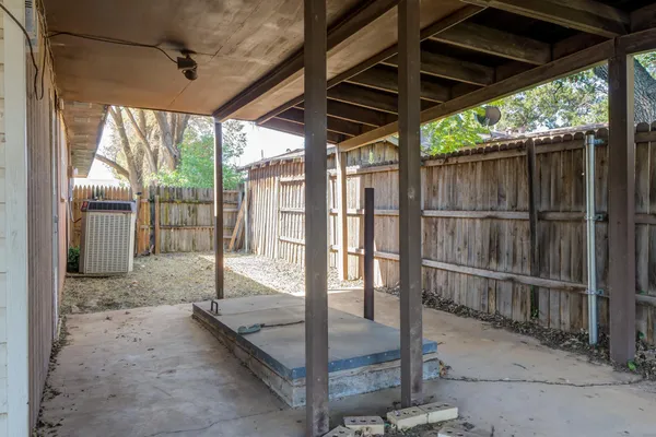 a view of outdoor space