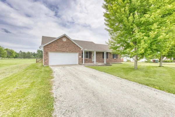 $320,000 | 8829 Fawn Trail, Blanchester, OH 45107