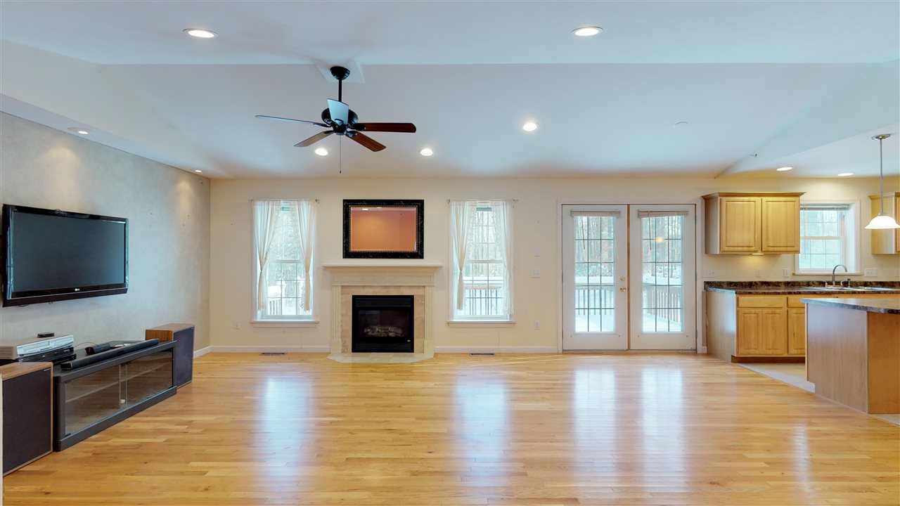6 Endeavors Lane Swanton, VT 05488 - Photo 2 of 12 Gallery Image 2