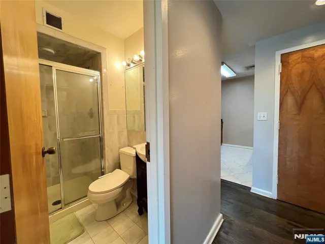 $499,900 | 364 Palisade Avenue, Unit 5B, Cliffside Park, NJ 07010