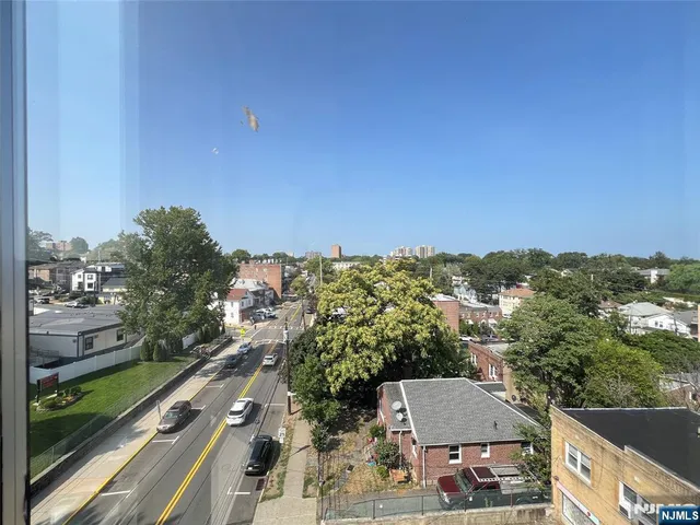 $499,900 | 364 Palisade Avenue, Unit 5B, Cliffside Park, NJ 07010