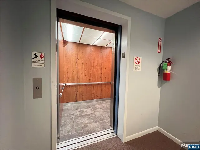 $499,900 | 364 Palisade Avenue, Unit 5B, Cliffside Park, NJ 07010