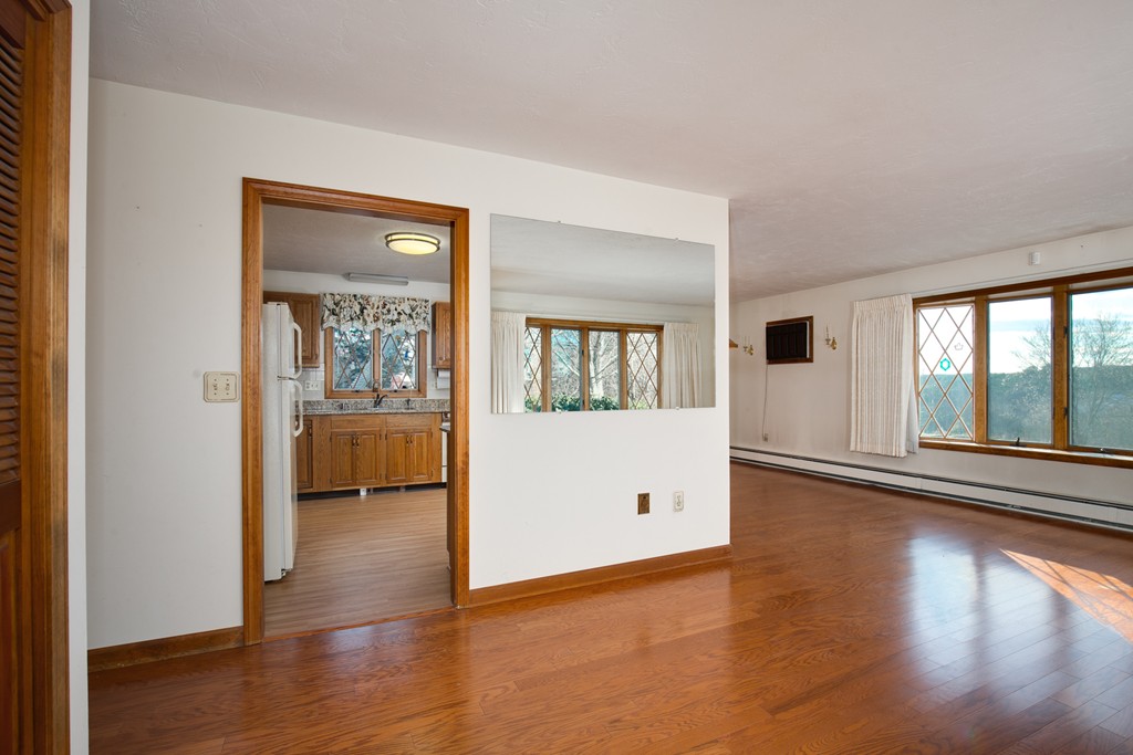 60 Kelly Road Northbridge, MA 01534 - Photo 11 of 30