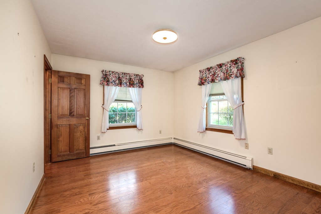 60 Kelly Road Northbridge, MA 01534 - Photo 19 of 30