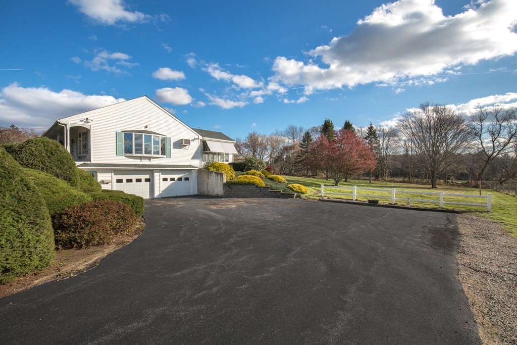 60 Kelly Road Northbridge, MA 01534 - Photo 25 of 30