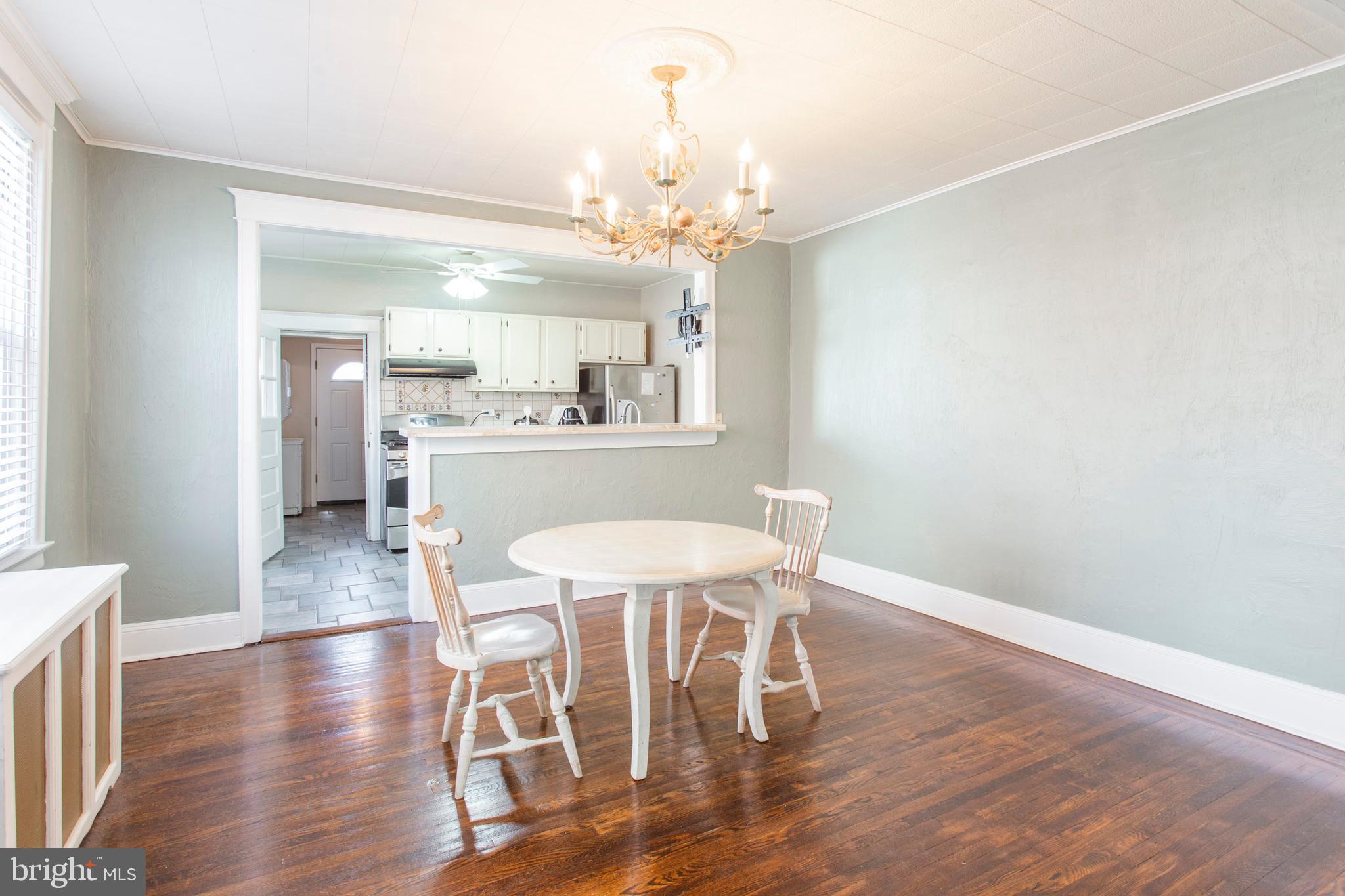 2219 Manor Road Upper Darby, PA 19082 - Photo 8 of 37 Dining Room