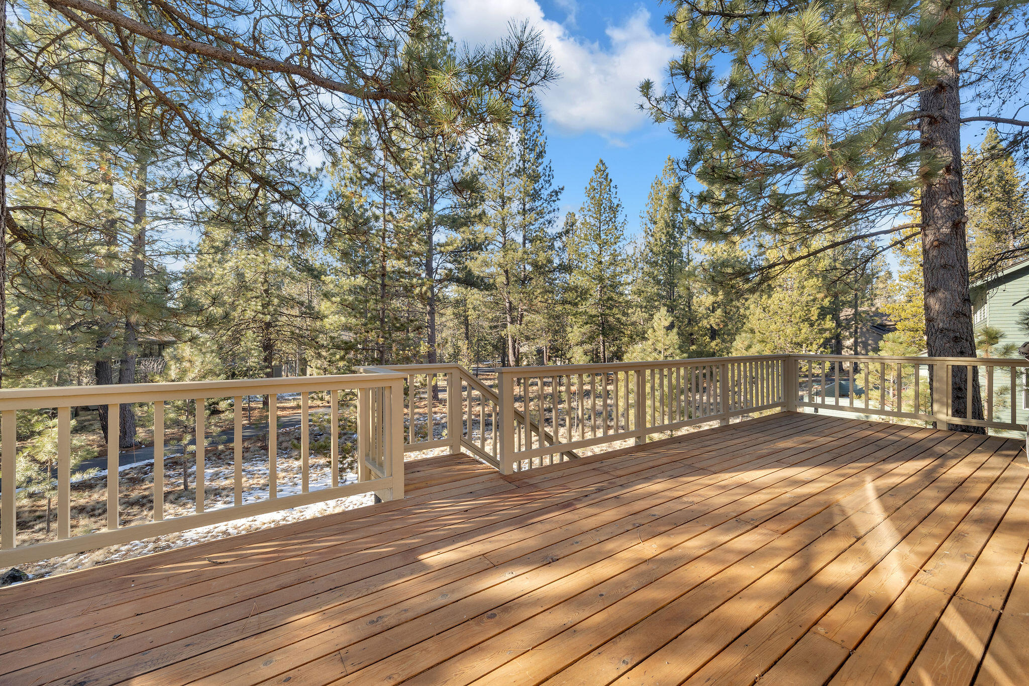 58035 Kinglet Road, Unit 16 Bend, OR 97707 - Photo 46 of 53