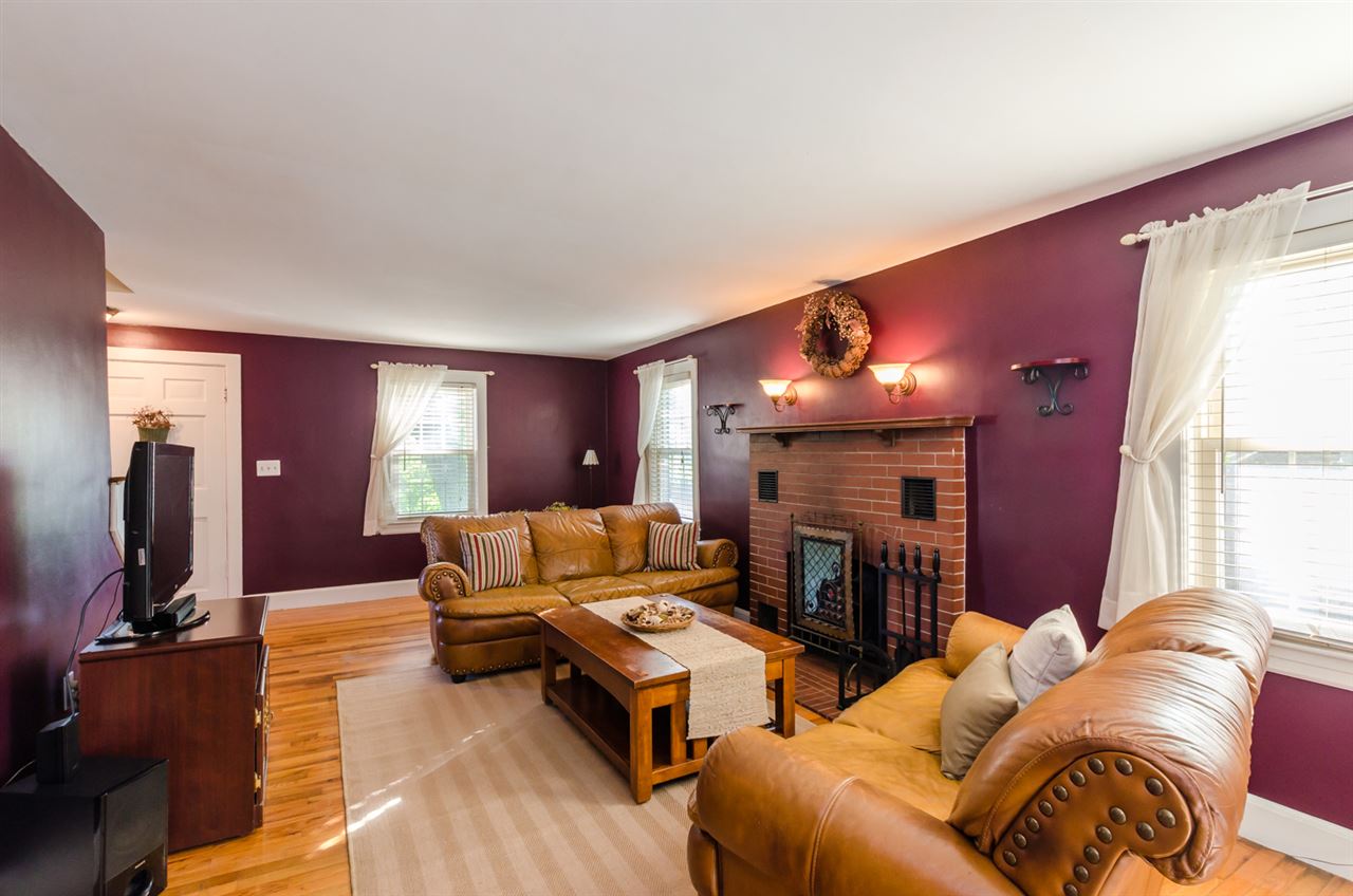 233 Old Gage Hill Road Pelham, NH 03076 - Photo 11 of 32 Gallery Image 11