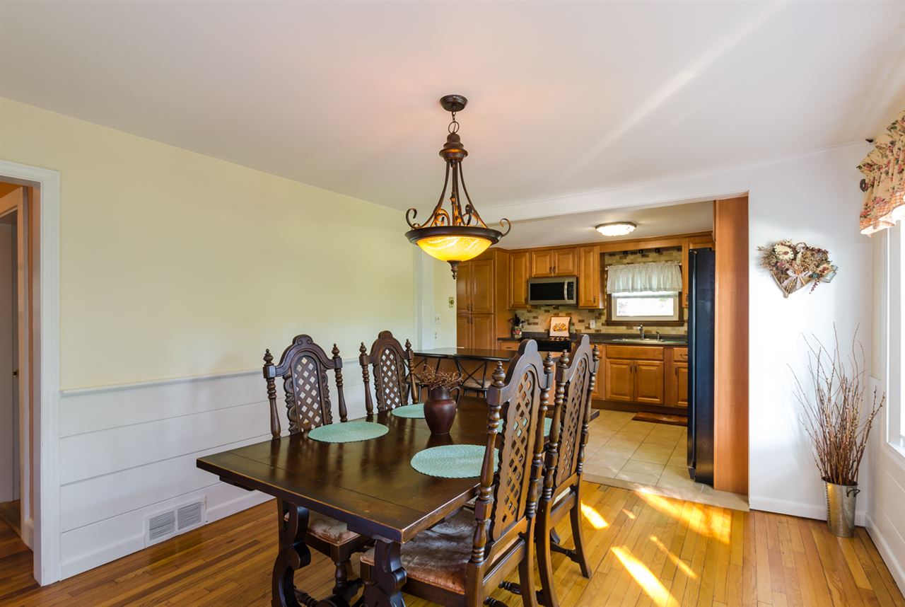 233 Old Gage Hill Road Pelham, NH 03076 - Photo 9 of 32 Gallery Image 9