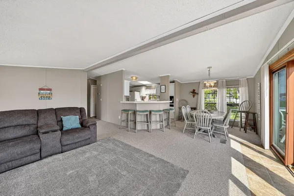$689,400 | 16853 Lakeview Drive, Vandalia, MI 49095