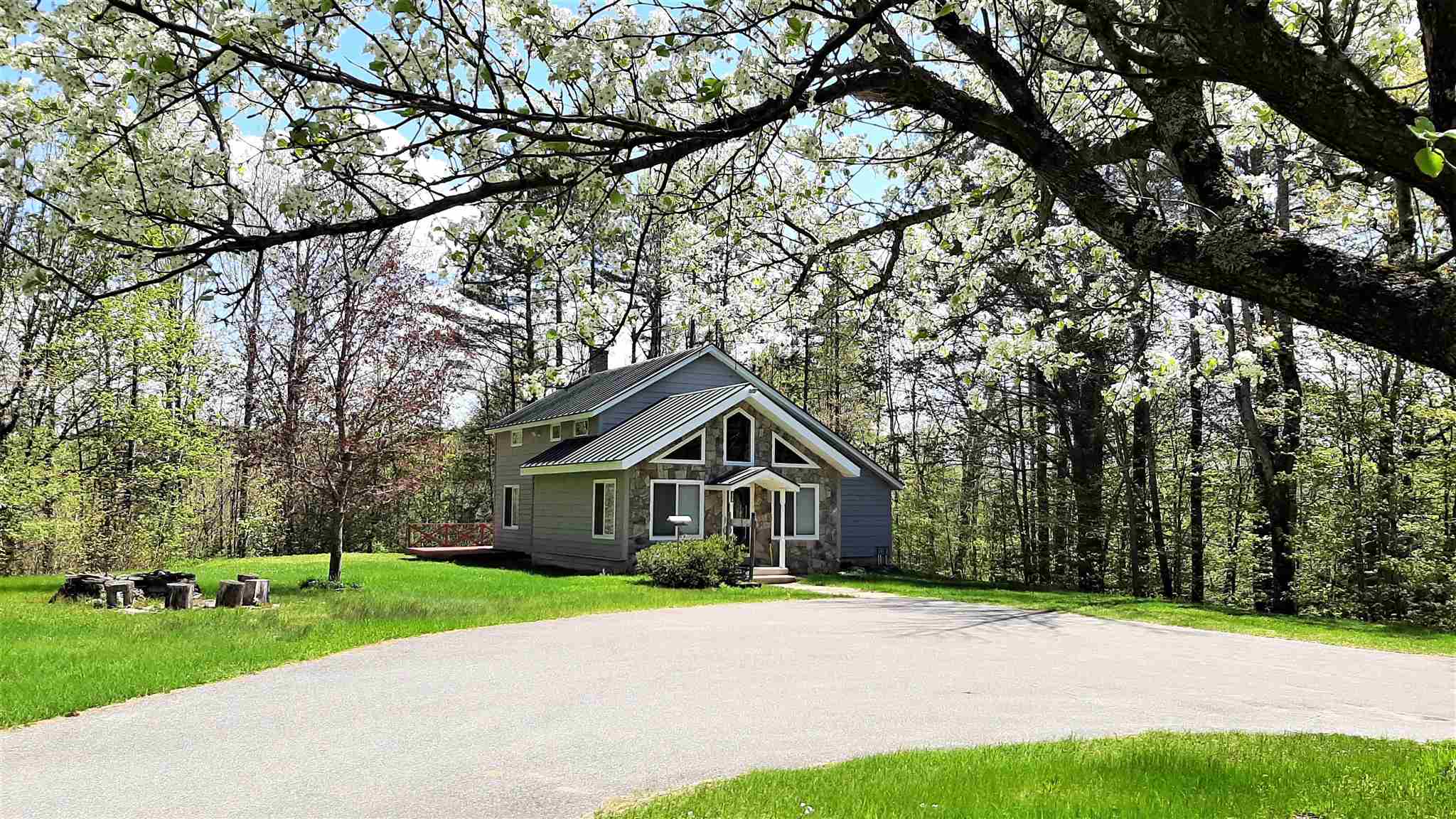 172 Soapstone Road Ludlow, VT 05149 - Photo 1 of 39