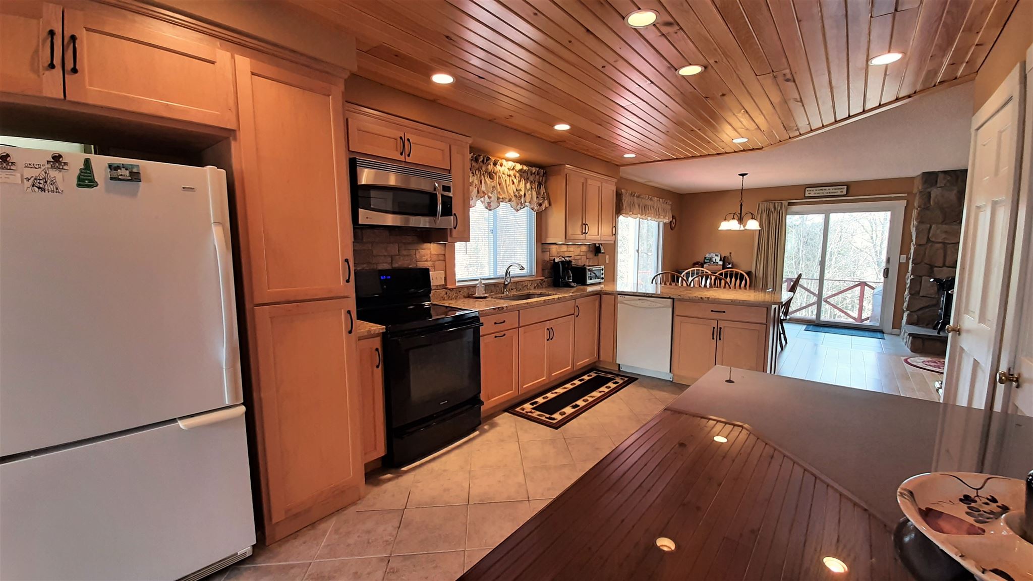 172 Soapstone Road Ludlow, VT 05149 - Photo 5 of 39