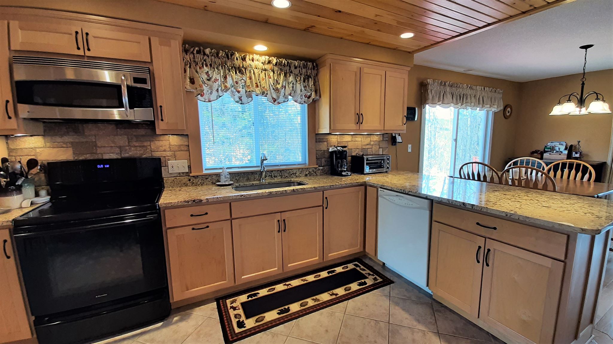 172 Soapstone Road Ludlow, VT 05149 - Photo 7 of 39